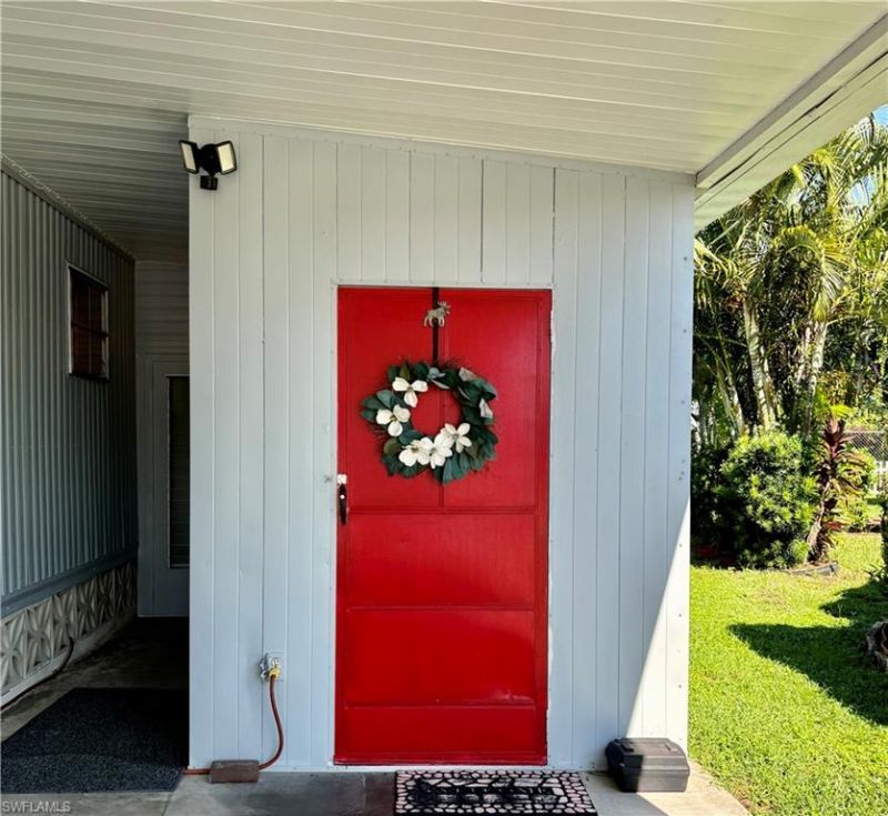 221 Shrub Ln N, North Fort Myers, FL 33917 Photo