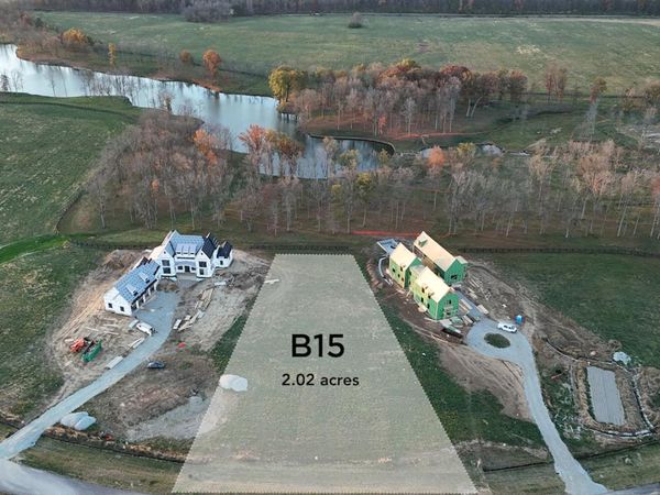 9505 Windy Hills Drive, Zionsville, IN 46077