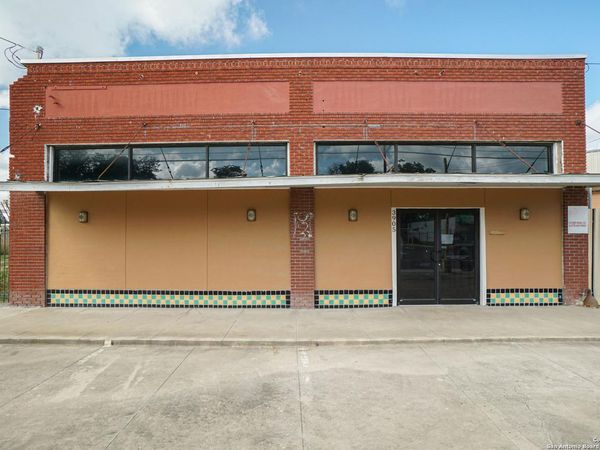 3905 S PRESA ST, San Antonio, TX 78210