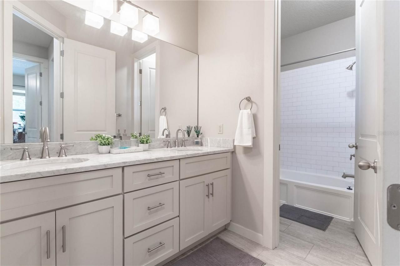 5525 Barma Street, Orlando, FL 32807 Photo