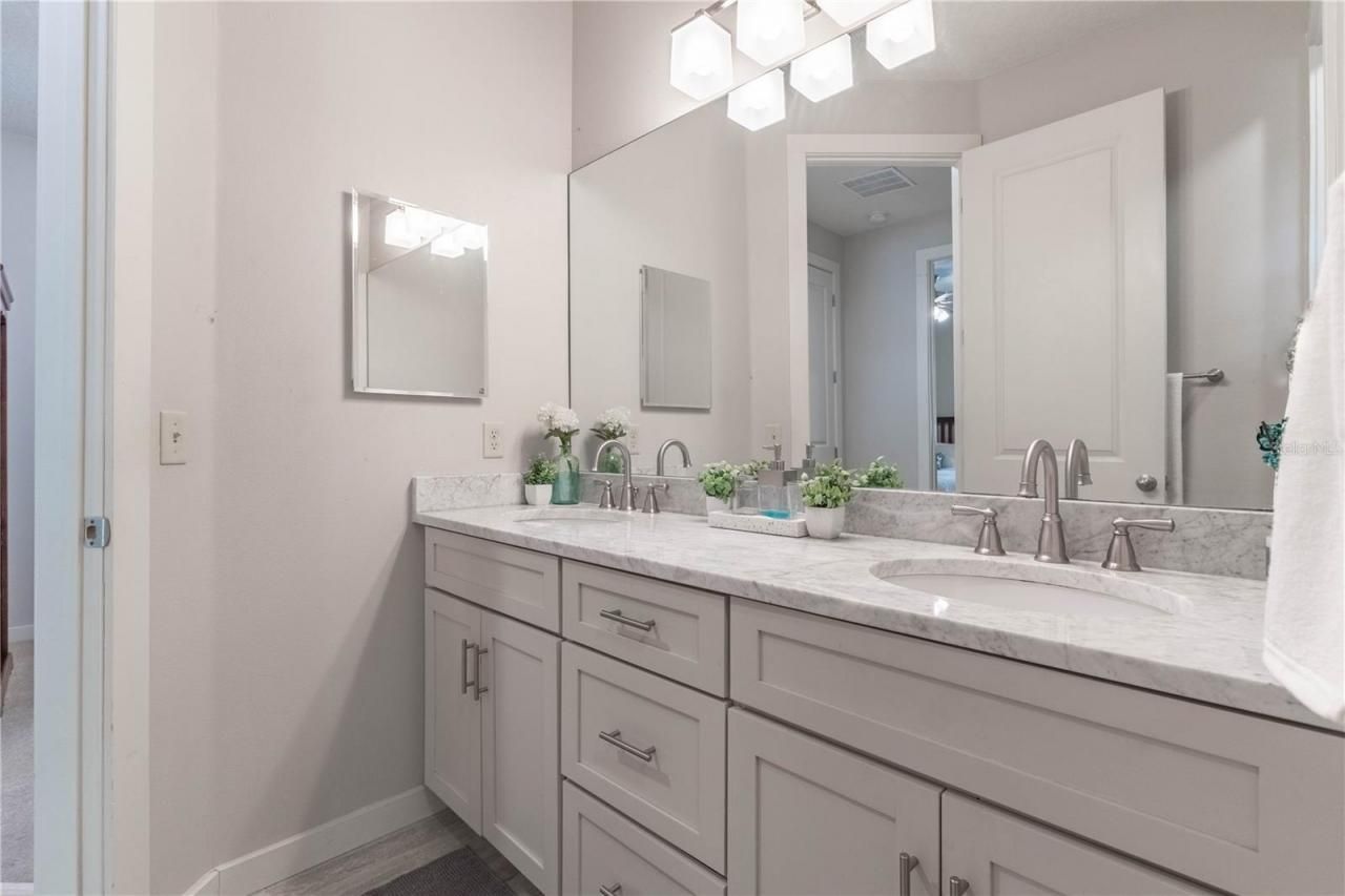 5525 Barma Street, Orlando, FL 32807 Photo