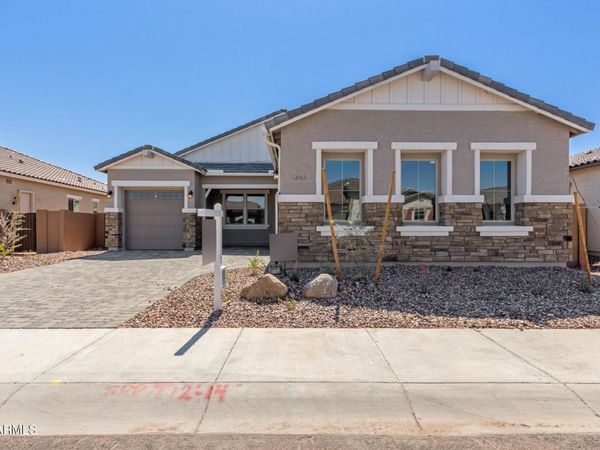 12003 W PARKWAY Lane, Avondale, AZ 85323