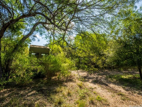 0000 CR 646, Hondo, TX 78861