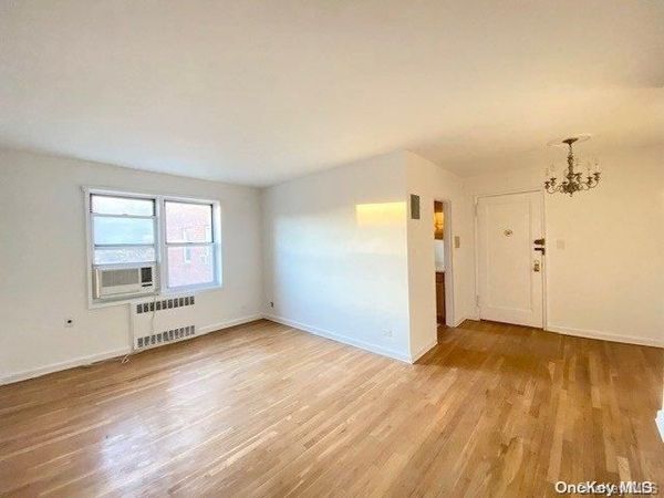 81-05 35 Avenue, Unit 5L, Jackson Heights, NY 11372