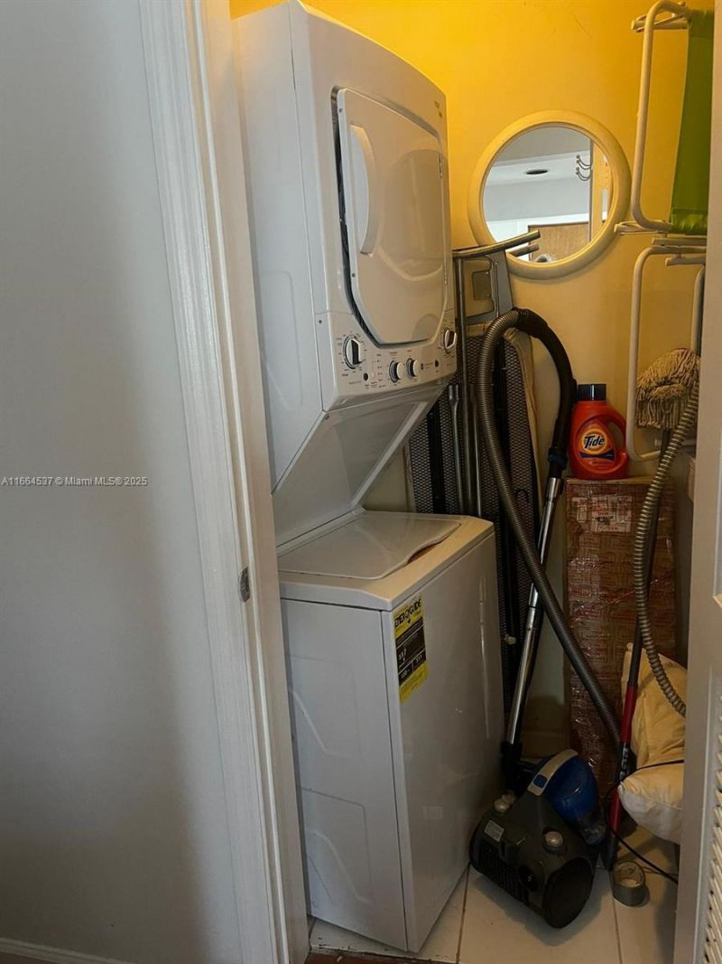 1614 Pennsylvania Ave, Unit 1G, Miami Beach, FL 33139 Photo