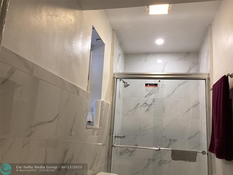 8571 NW 26th St, Sunrise, FL 33322 Photo