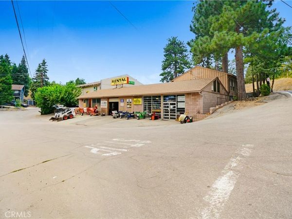26325 Pine Avenue, Rimforest, CA 92378