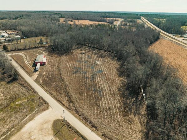 198 MCILLWAIN RD, Holladay, TN 38341