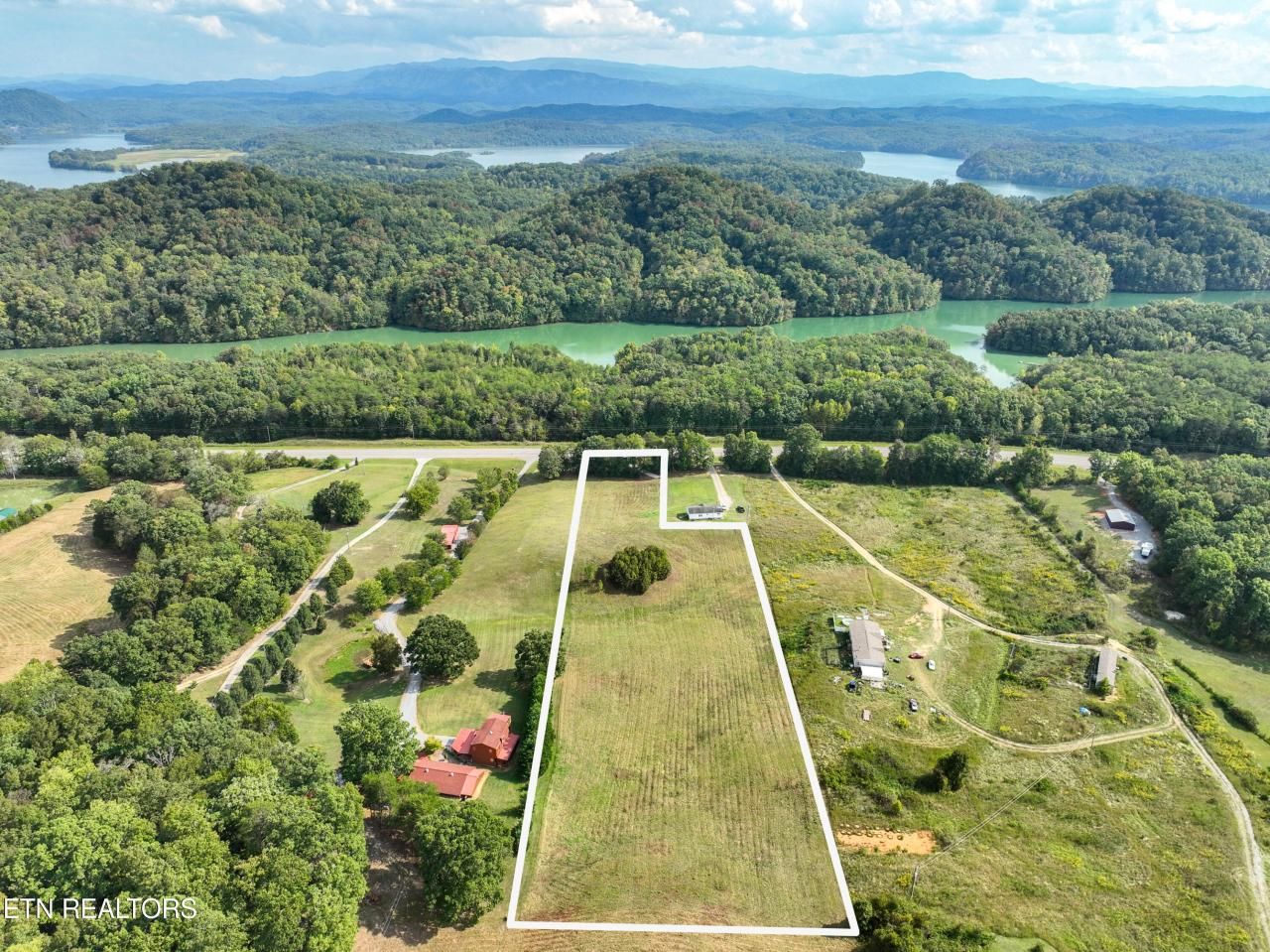 2732 Highway 72- 4.47 Acres, Maryville, TN 37801 Main Photo
