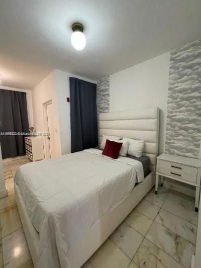 801 8th St, Unit 205, Miami Beach, FL 33139 Photo