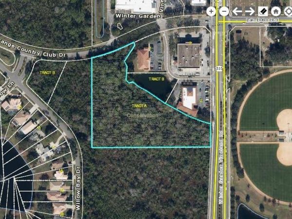 W ORANGE COUNTRY CLUB DRIVE, WINTER GARDEN, FL 34787