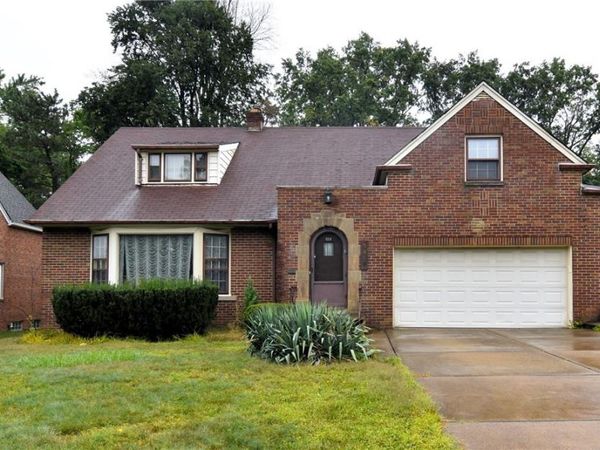 3483 Severn Road, Cleveland, OH 44118