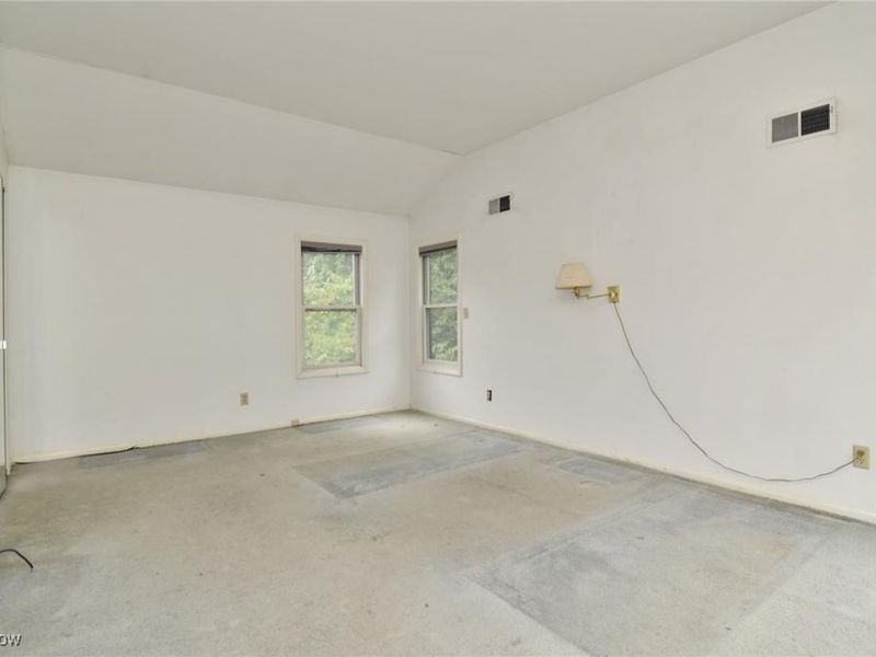 3483 Severn Road, Cleveland, OH 44118 Photo 16