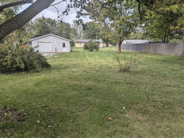11628 Sugar Ridge Road, Bowling Green, OH 43402