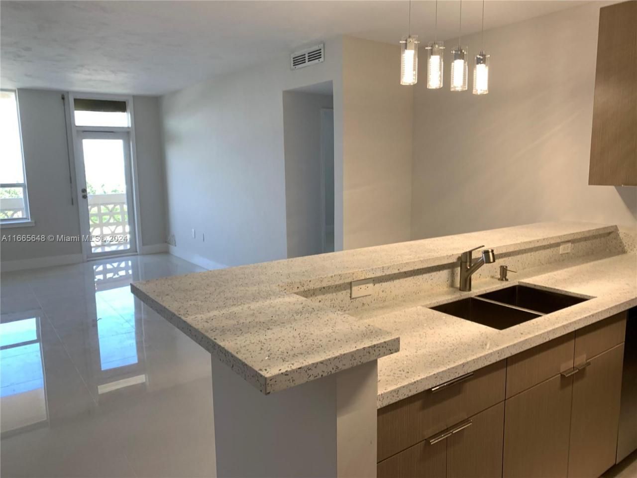 10185 Collins Ave, Unit 406, Bal Harbour, FL 33154 Photo