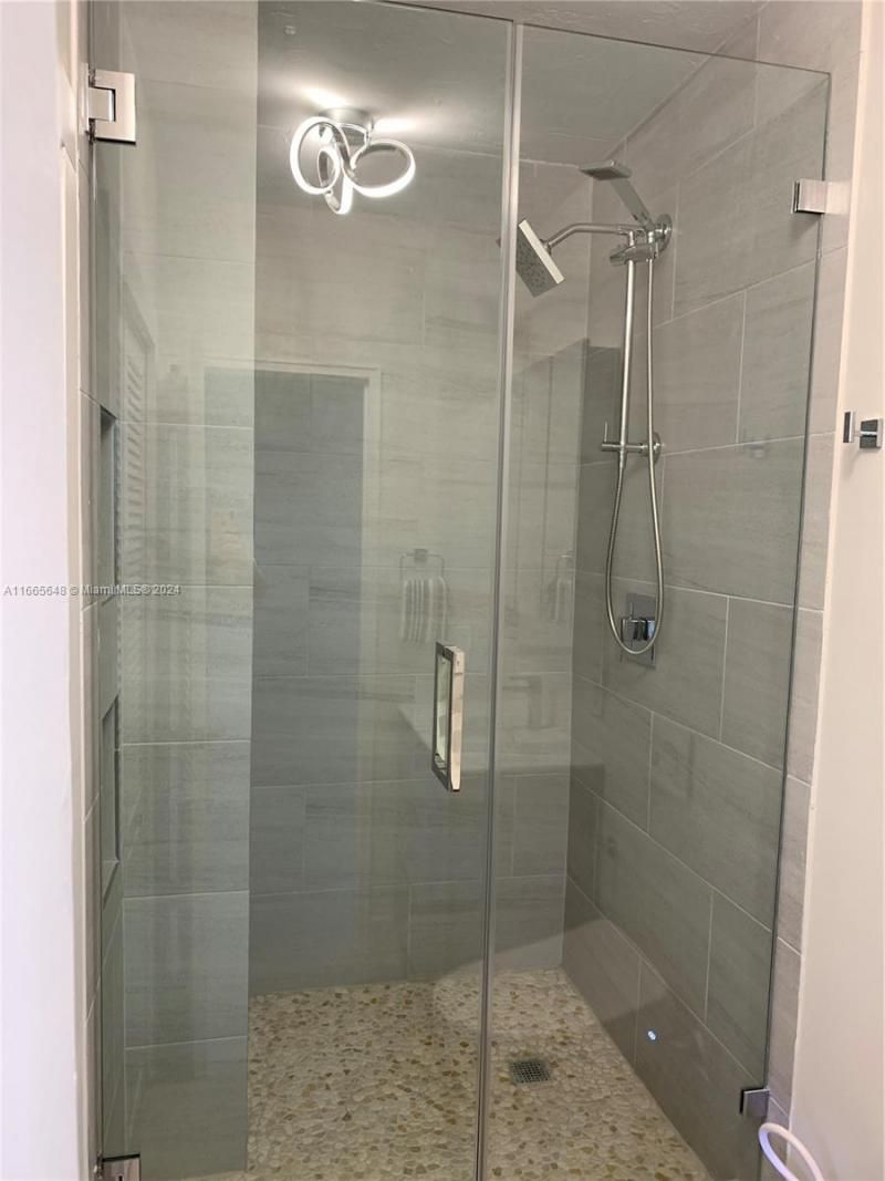 10185 Collins Ave, Unit 406, Bal Harbour, FL 33154 Photo