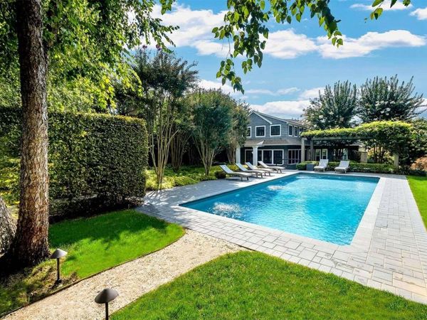 7 Miller Lane, East Hampton, NY 11937