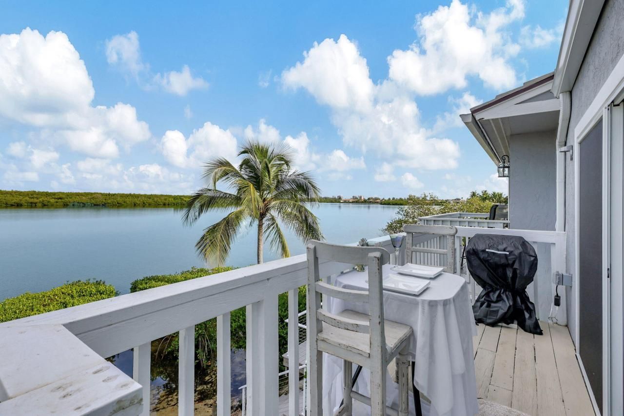 2404 Harbour Cove Drive, Hutchinson Island, FL 34949 Photo