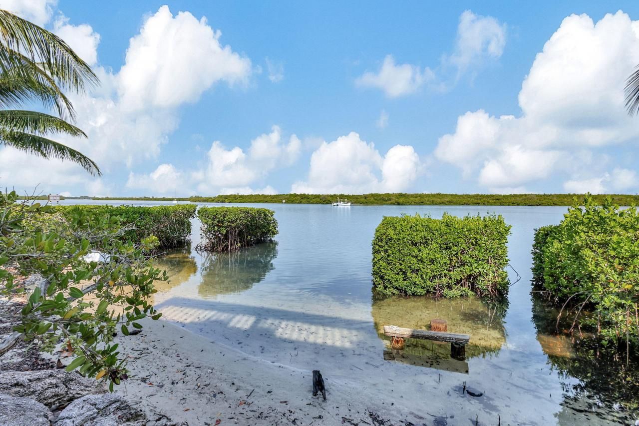 2404 Harbour Cove Drive, Hutchinson Island, FL 34949 Photo