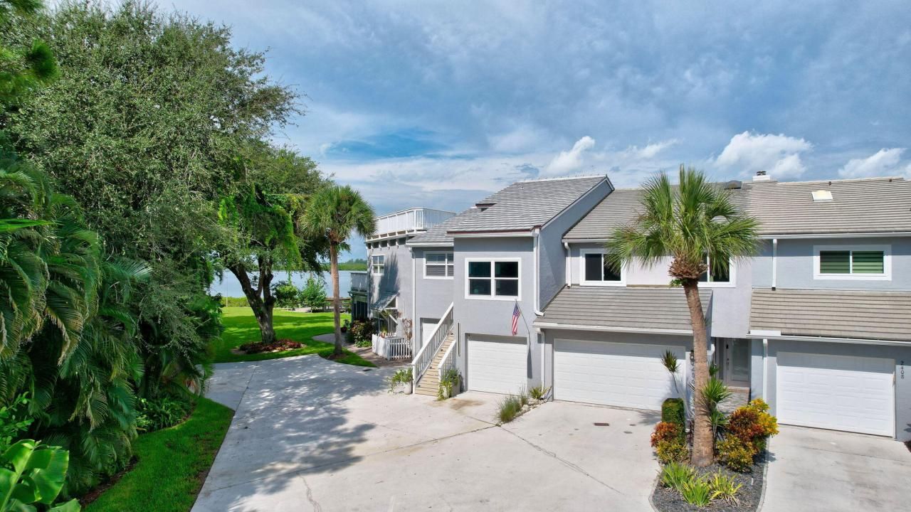 2404 Harbour Cove Drive, Hutchinson Island, FL 34949 Photo