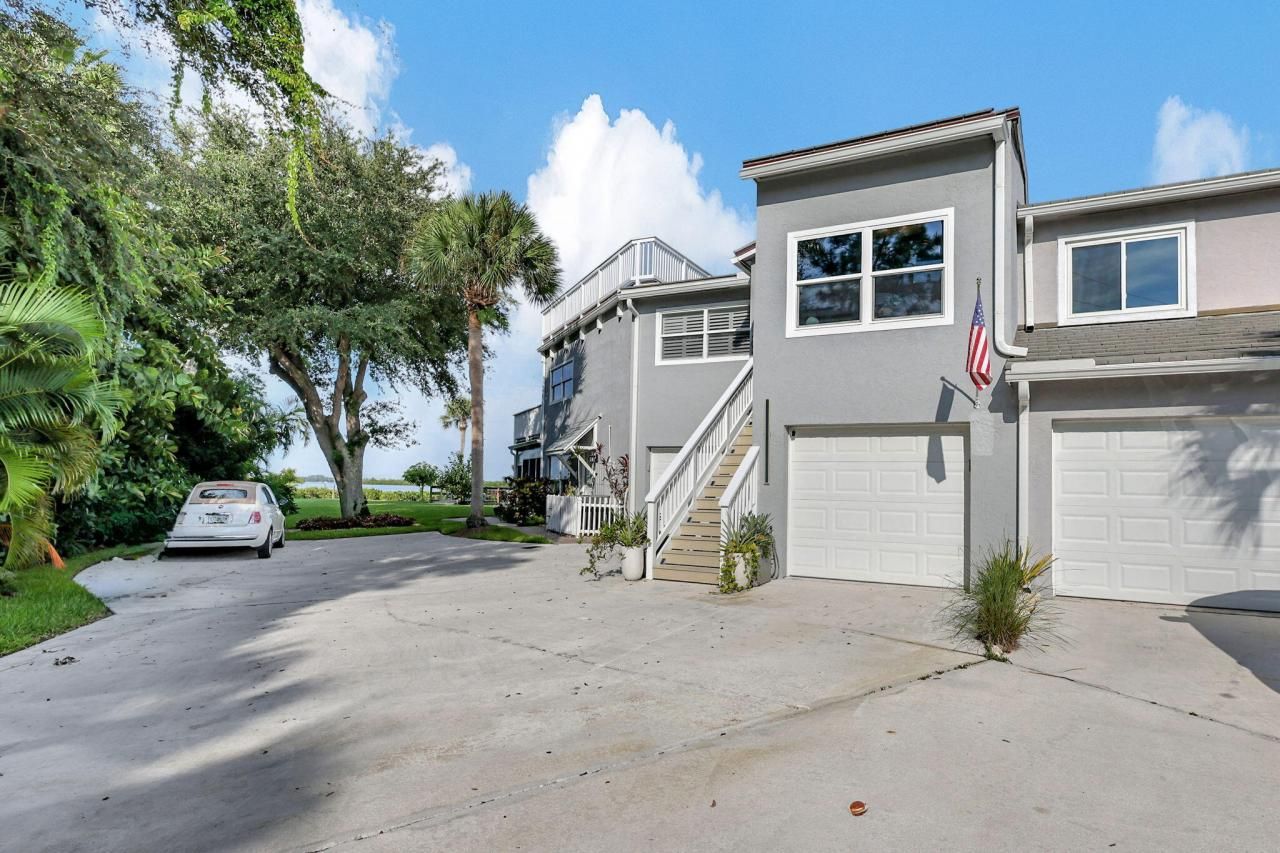 2404 Harbour Cove Drive, Hutchinson Island, FL 34949 Photo