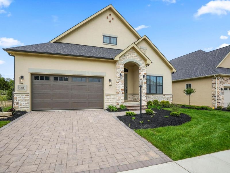 6206 Garden Loop, Westerville, OH 43082 Photo 2