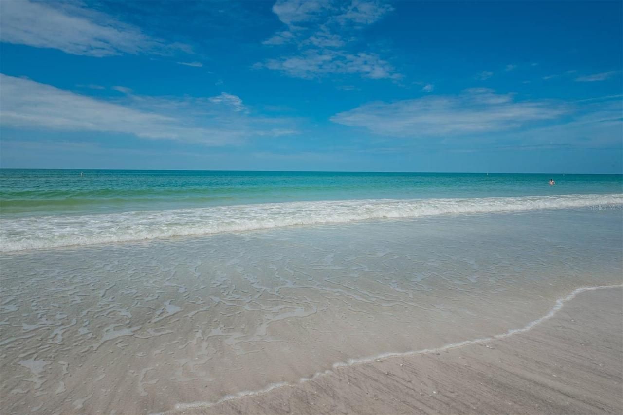 10126 Gulf Boulevard, Unit PH2, Treasure Island, FL 33706 Photo