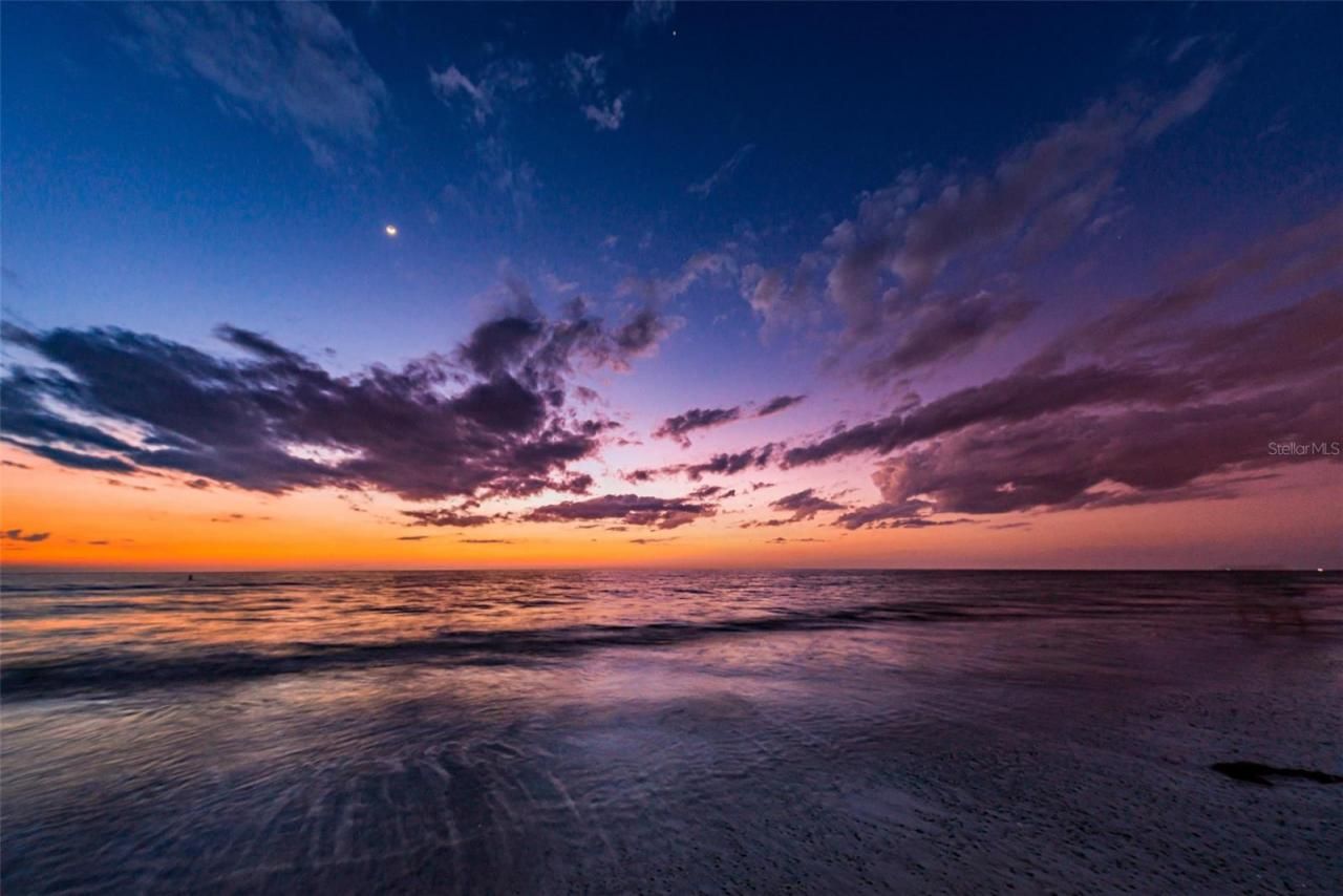 10126 Gulf Boulevard, Unit PH4, Treasure Island, FL 33706 Photo