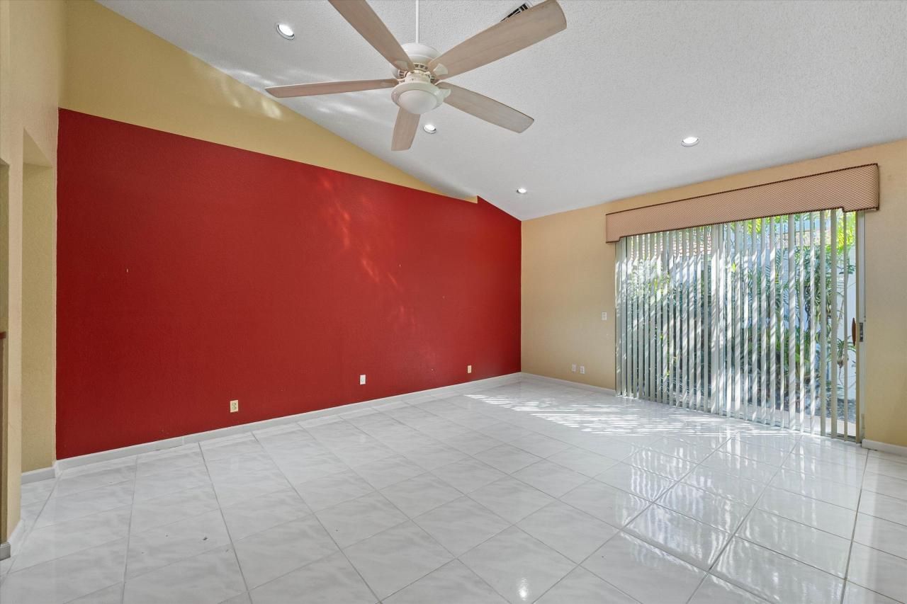 10860 Fairmont Village Drive, Lake Worth, FL 33449 Photo