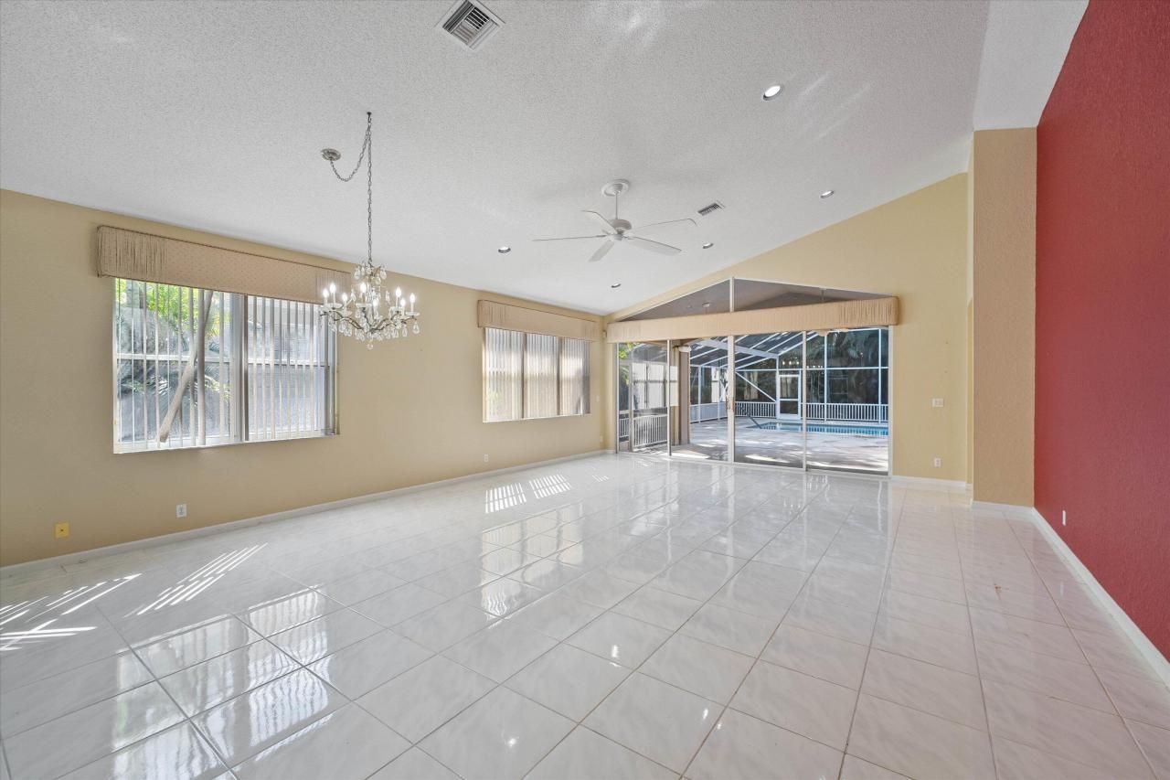 10860 Fairmont Village Drive, Lake Worth, FL 33449 Photo