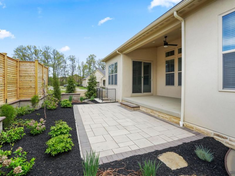 6192 Garden Loop, Westerville, OH 43082 Photo 2