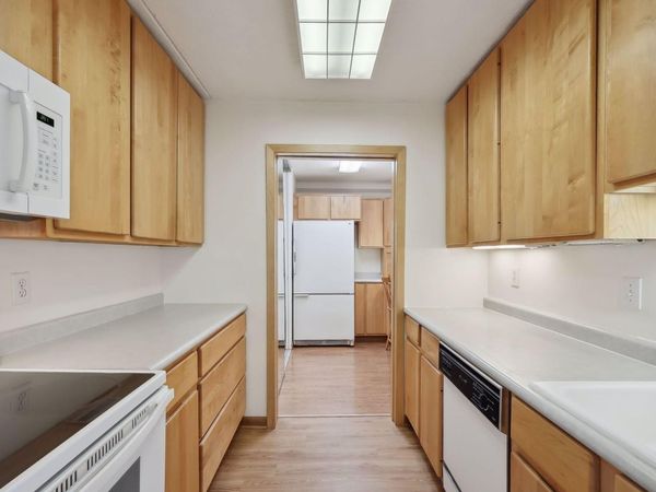 1920 S 1st Street, Unit 1406, Minneapolis, MN 55454