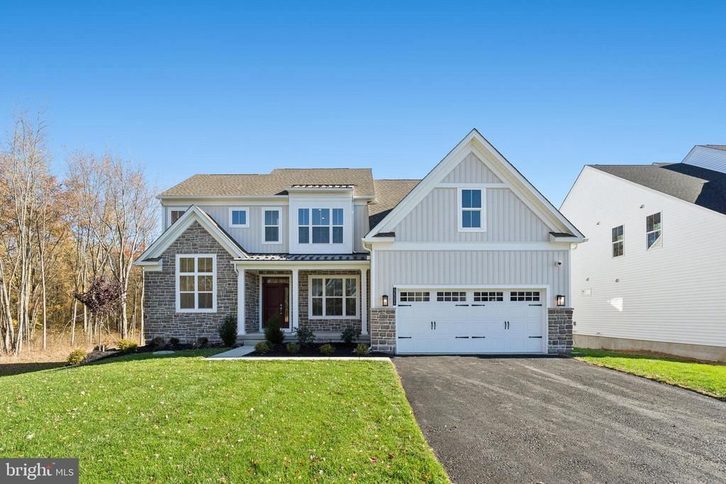 125 ASHFORD DRIVE, COOPERSBURG, PA 18036