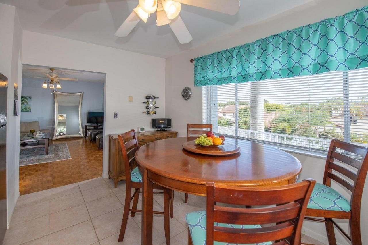 6289 Lear Drive, Unit 301, Lake Worth, FL 33462 Photo