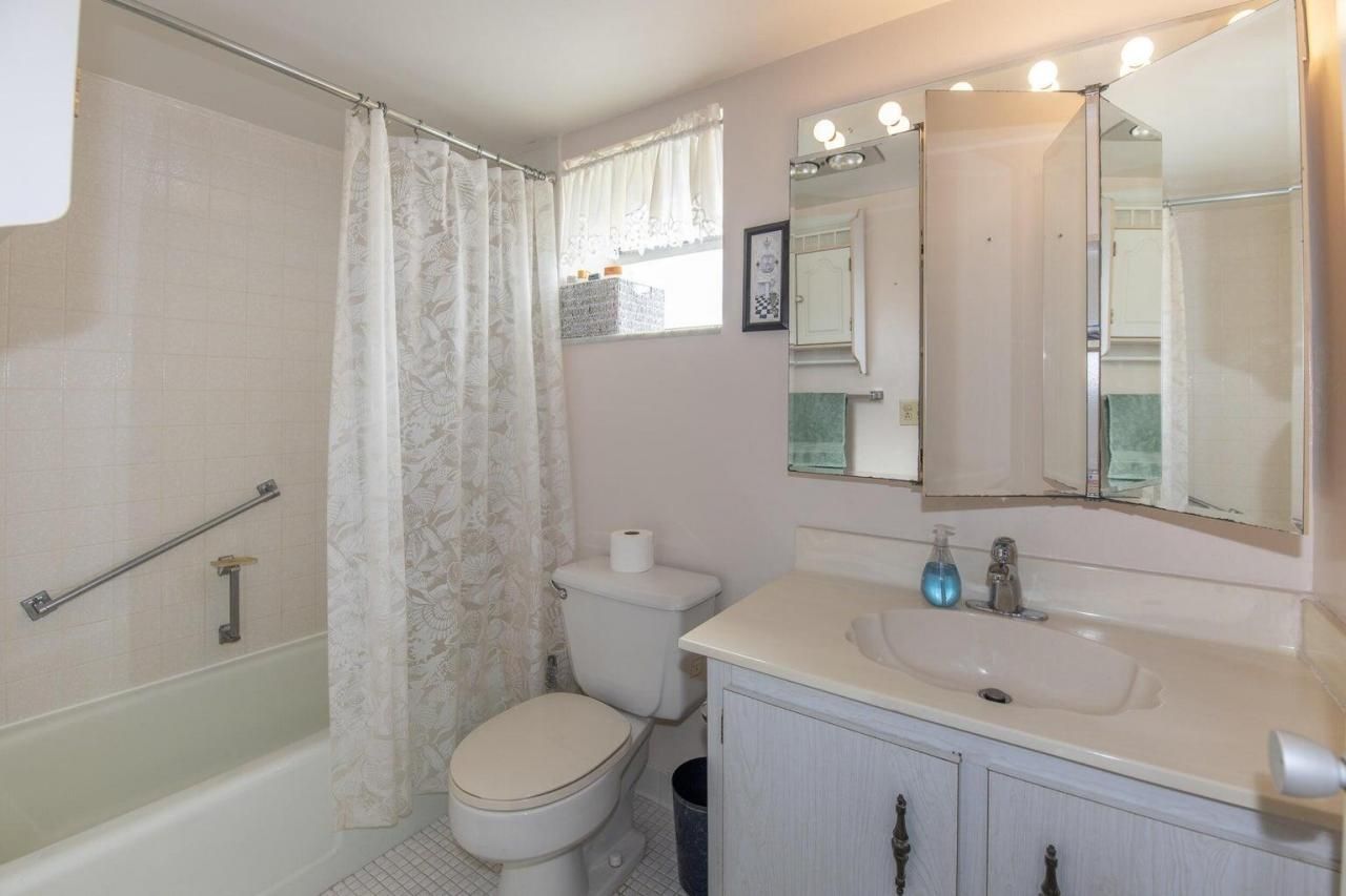 6289 Lear Drive, Unit 301, Lake Worth, FL 33462 Photo