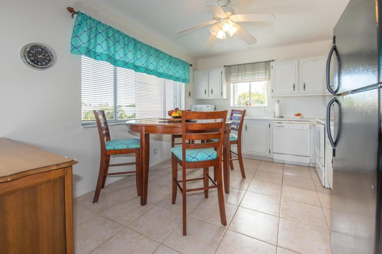 6289 Lear Drive, Unit 301, Lake Worth, FL 33462 Photo