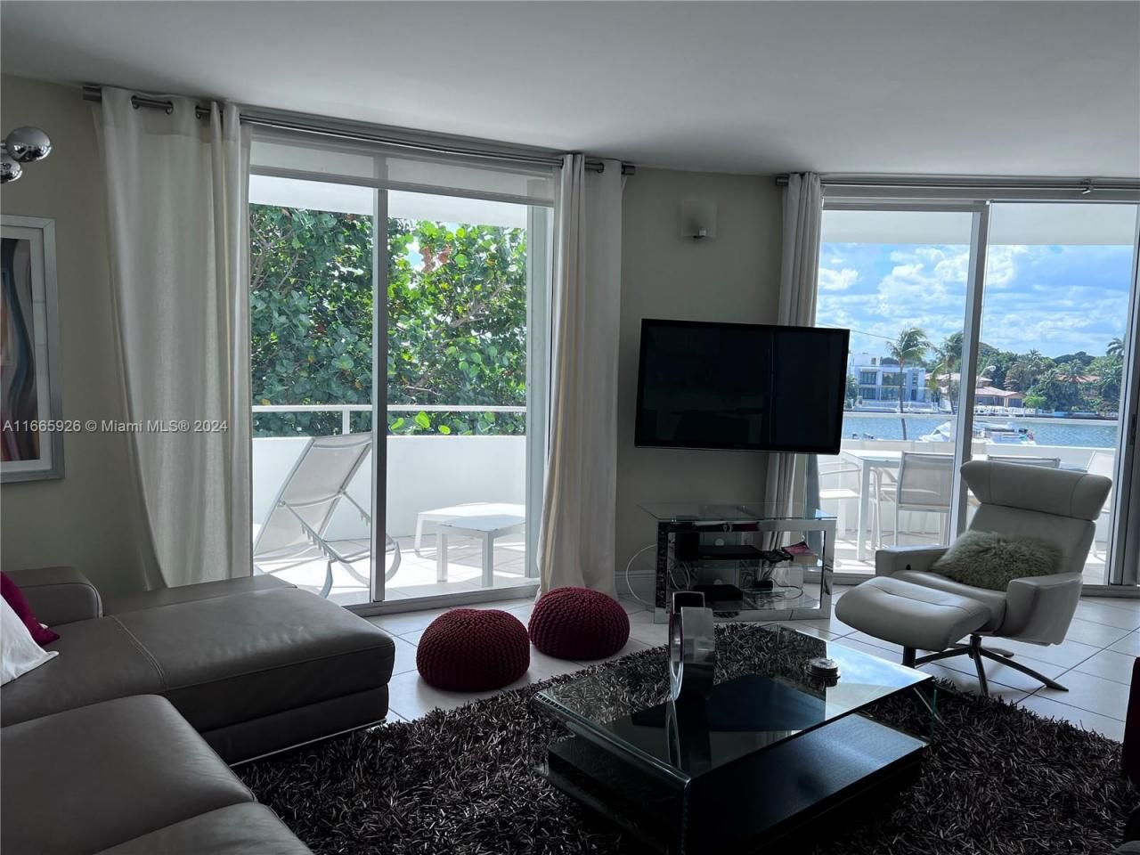 5161 Collins Ave, Unit 405, Miami Beach, FL 33140 Photo