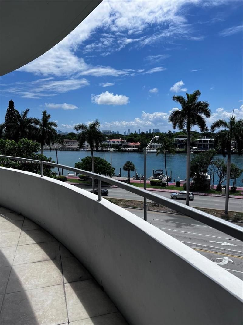 5161 Collins Ave, Unit 505, Miami Beach, FL 33140 Photo