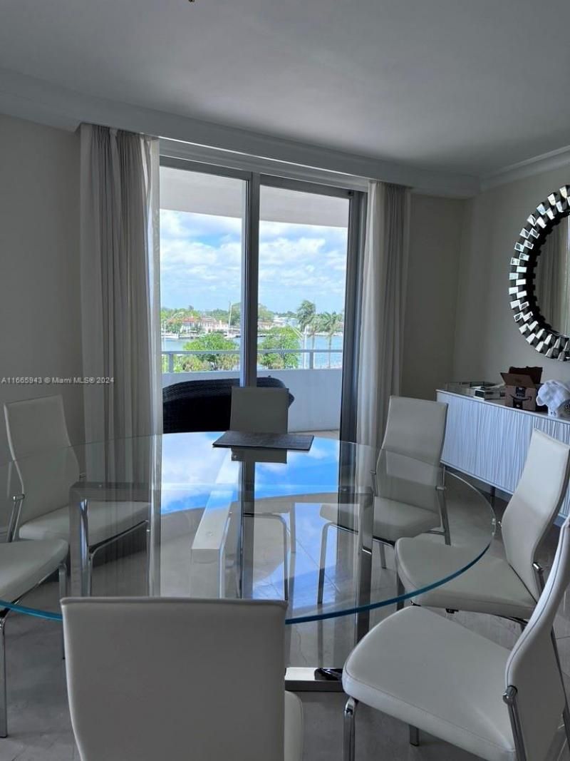 5161 Collins Ave, Unit 505, Miami Beach, FL 33140 Photo