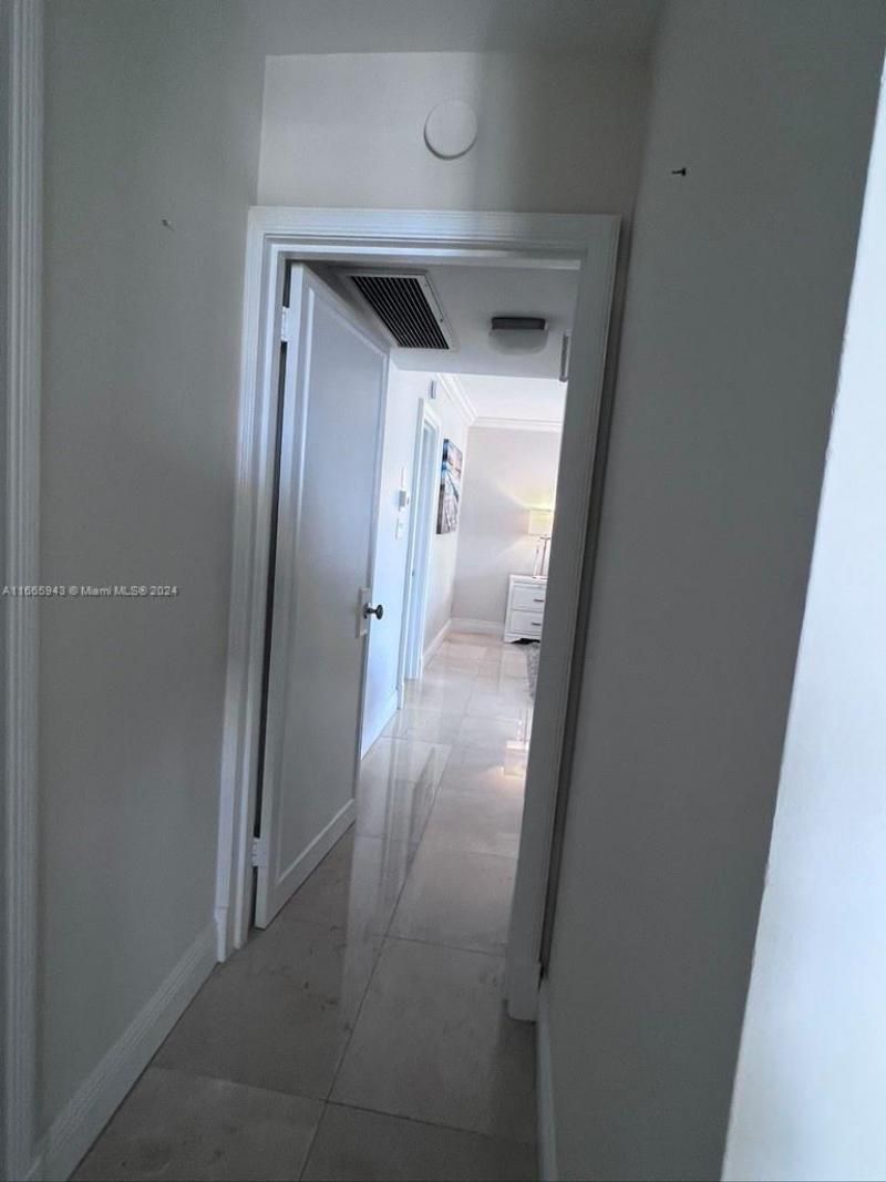 5161 Collins Ave, Unit 505, Miami Beach, FL 33140 Photo