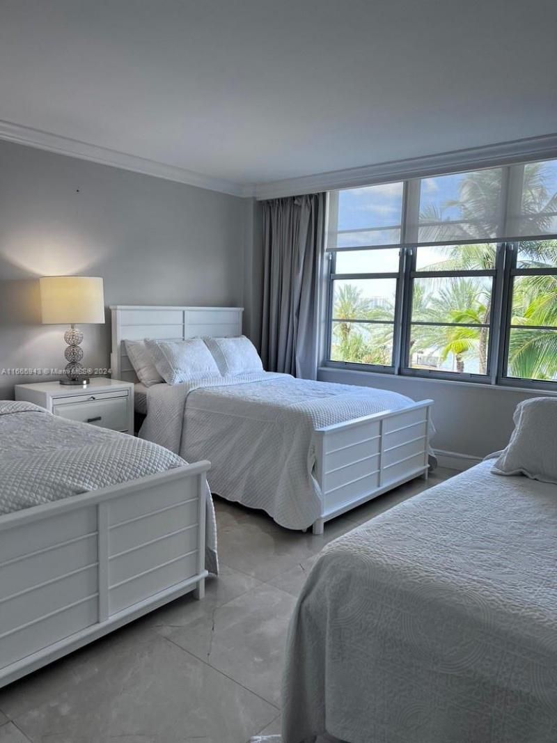 5161 Collins Ave, Unit 505, Miami Beach, FL 33140 Photo