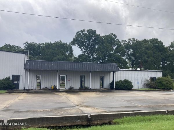 1015 N Cruse Avenue, Broussard, LA 70518