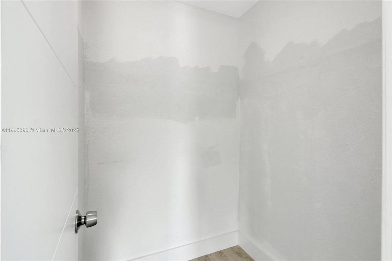 1359 SW 11th St, Miami, FL 33135 Photo