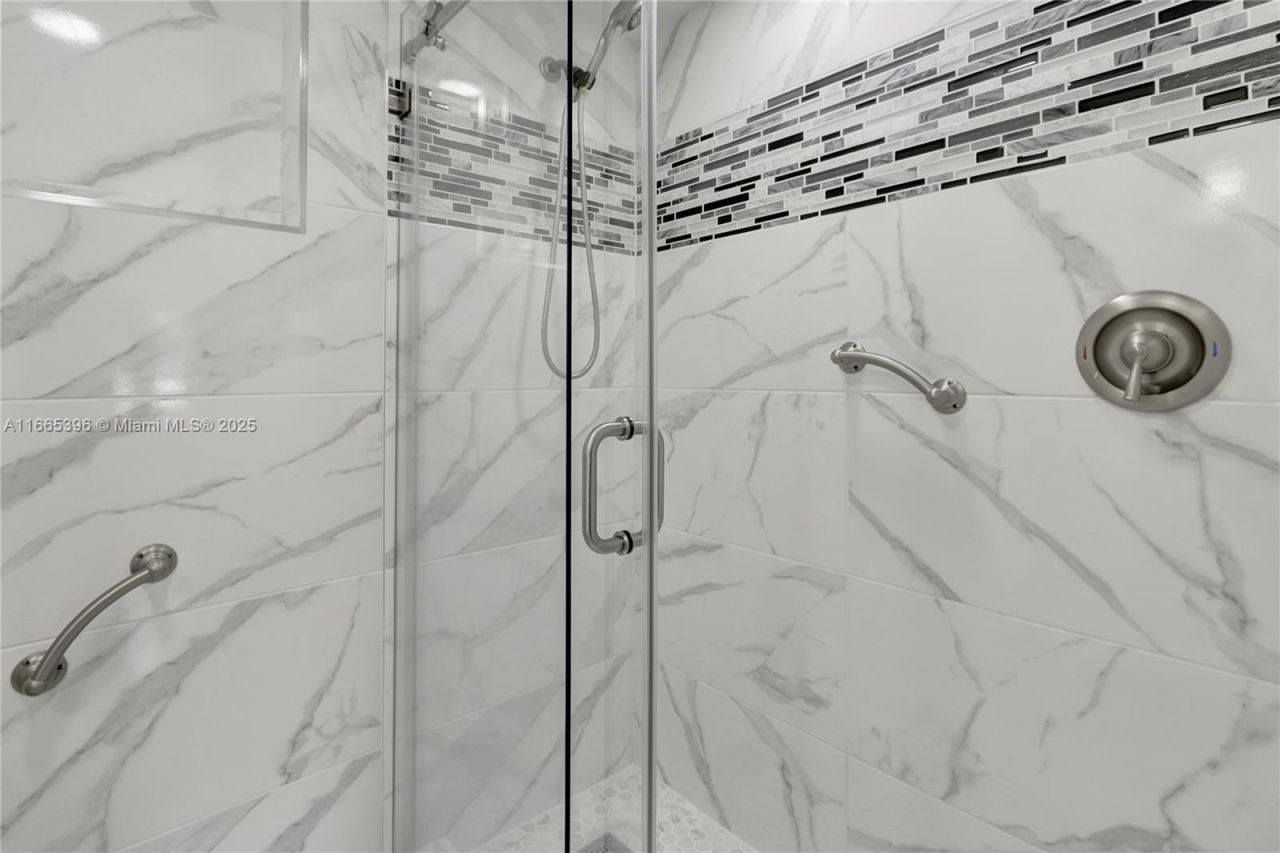 1359 SW 11th St, Miami, FL 33135 Photo