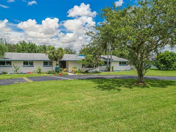 17421 SW 300th St, Homestead, FL 33030