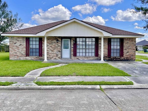 3000 Spruce Circle, Houma, LA 70363