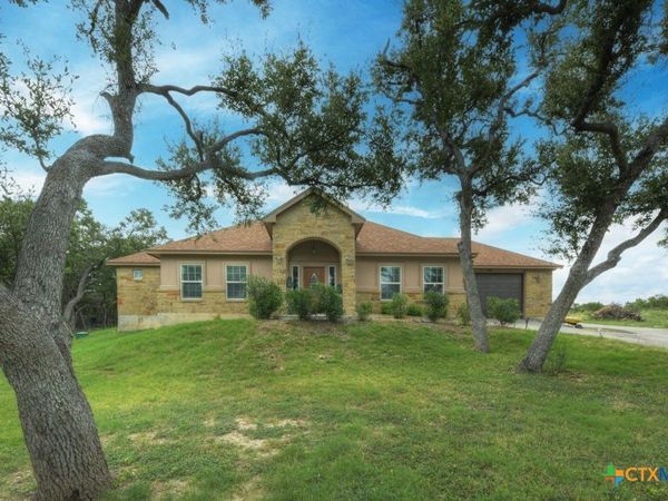 861 Rutherford, Fischer, TX 78623