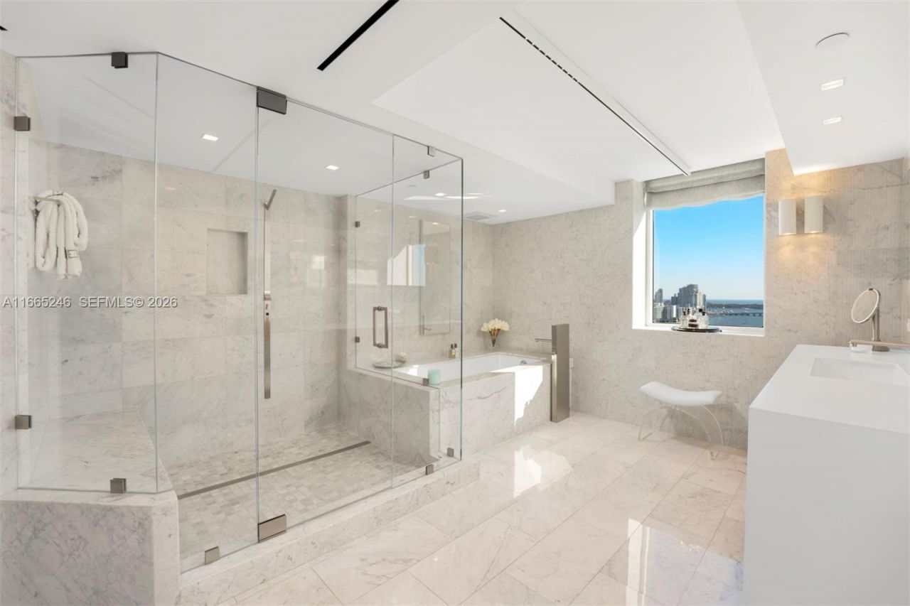 10 Venetian Way, Unit PH 2/3, Miami Beach, FL 33139 Photo