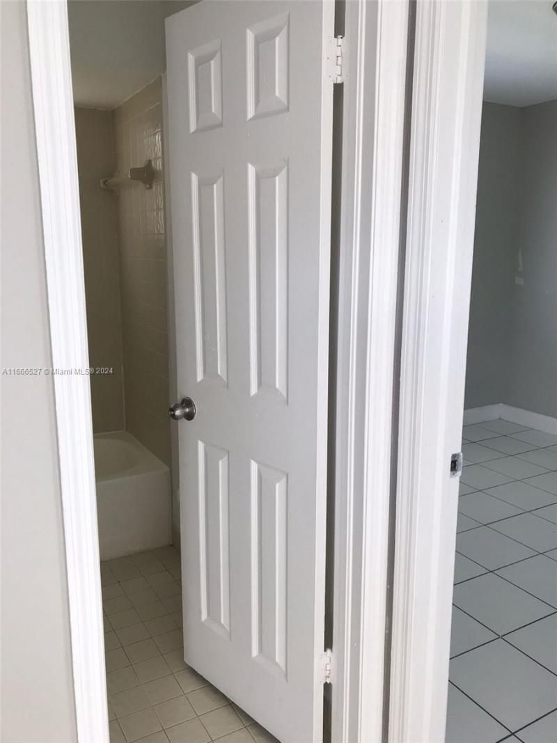 459 NE 210th Cir Ter, Unit 201-17, Miami, FL 33179 Photo