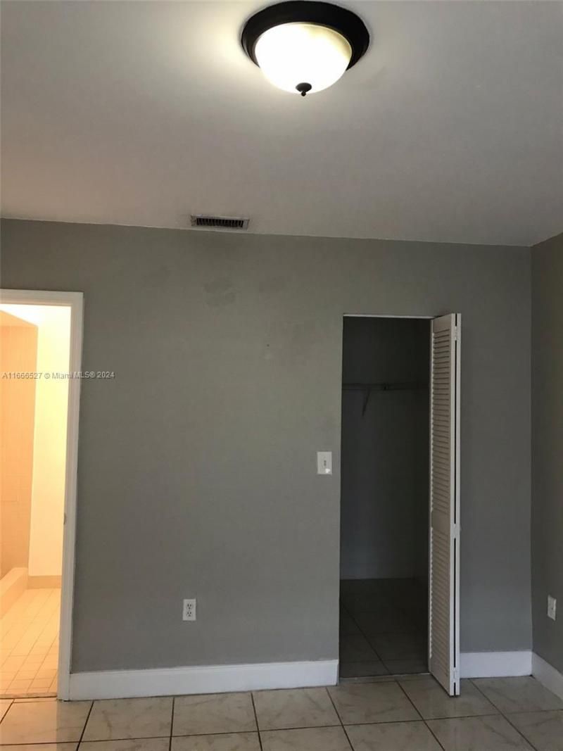 459 NE 210th Cir Ter, Unit 201-17, Miami, FL 33179 Photo